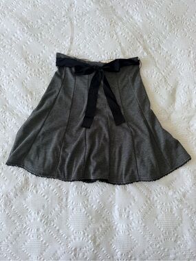 Vintage Gray A-Line Skirt with Black Ribbon Waist